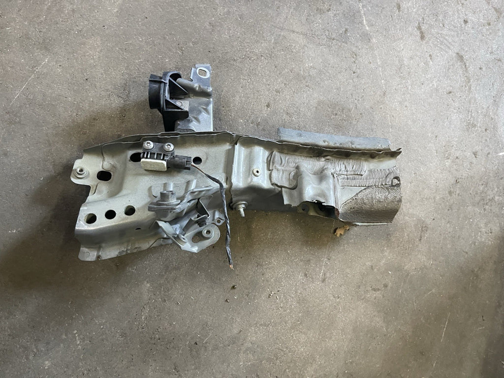 07-11 BMW E92 E93 M3 Front Left Fender Rail Apron SECTION OEM