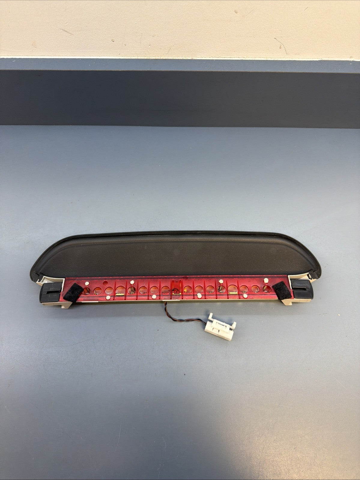 07-13 BMW 335I 328I E92 COUPE REAR 3RD THIRD TAIL BRAKE STOP LIGHT LAMP 7174628