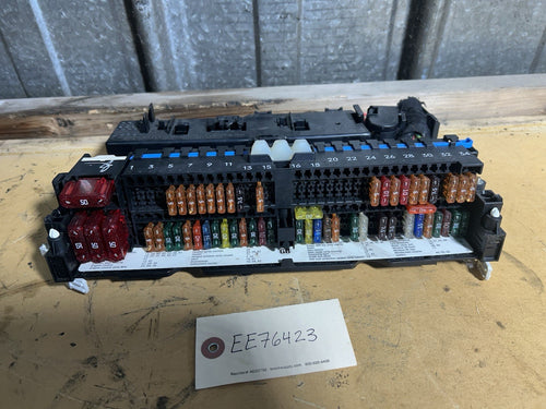 01-06 BMW E46 325 330 Interior Cabin Fuse Relay Junction Box Panel 8364542
