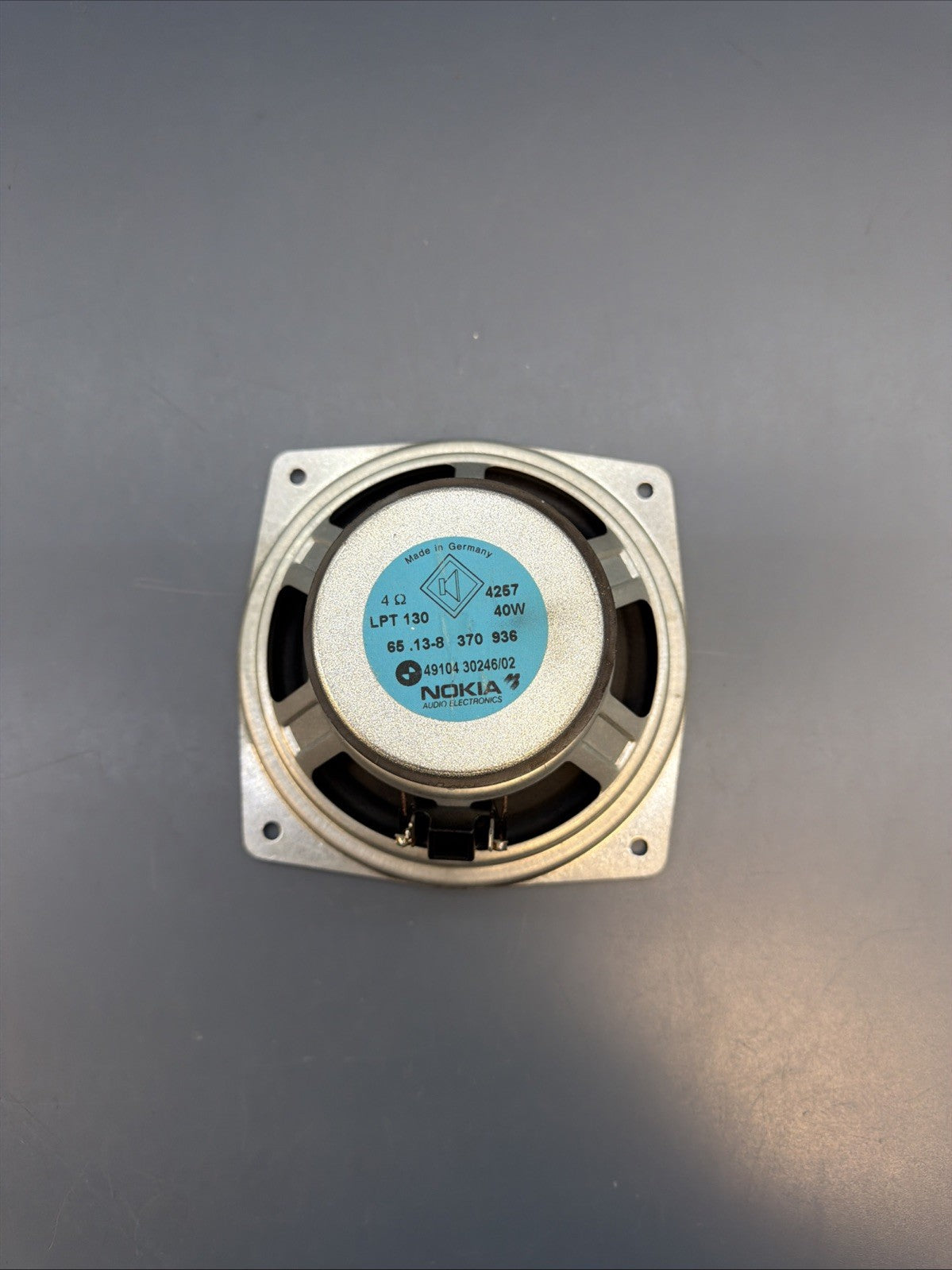 BMW E34 5 Series  Right / Left Nokia Lower Speaker Sound Audio Speaker 8370936