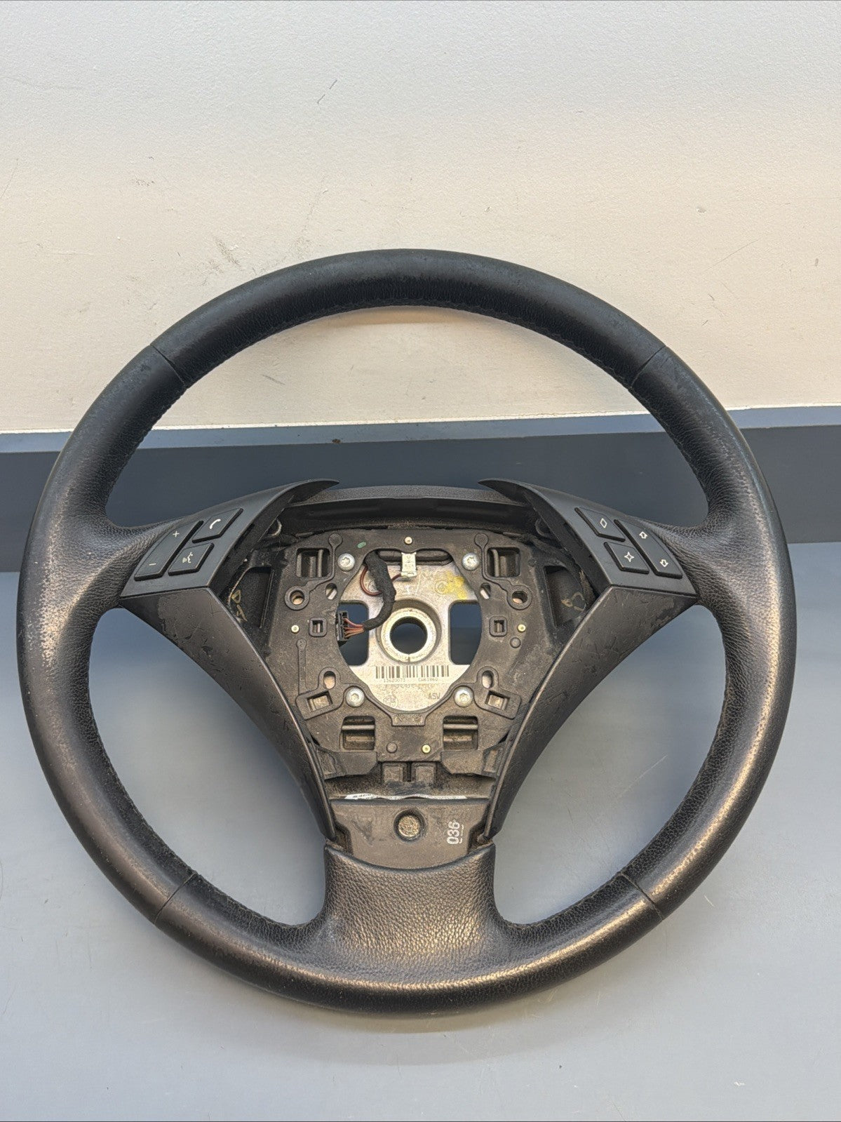 Leather Steering Wheel Multifunction BMW 5 (E60) 530I 6057422 OEM