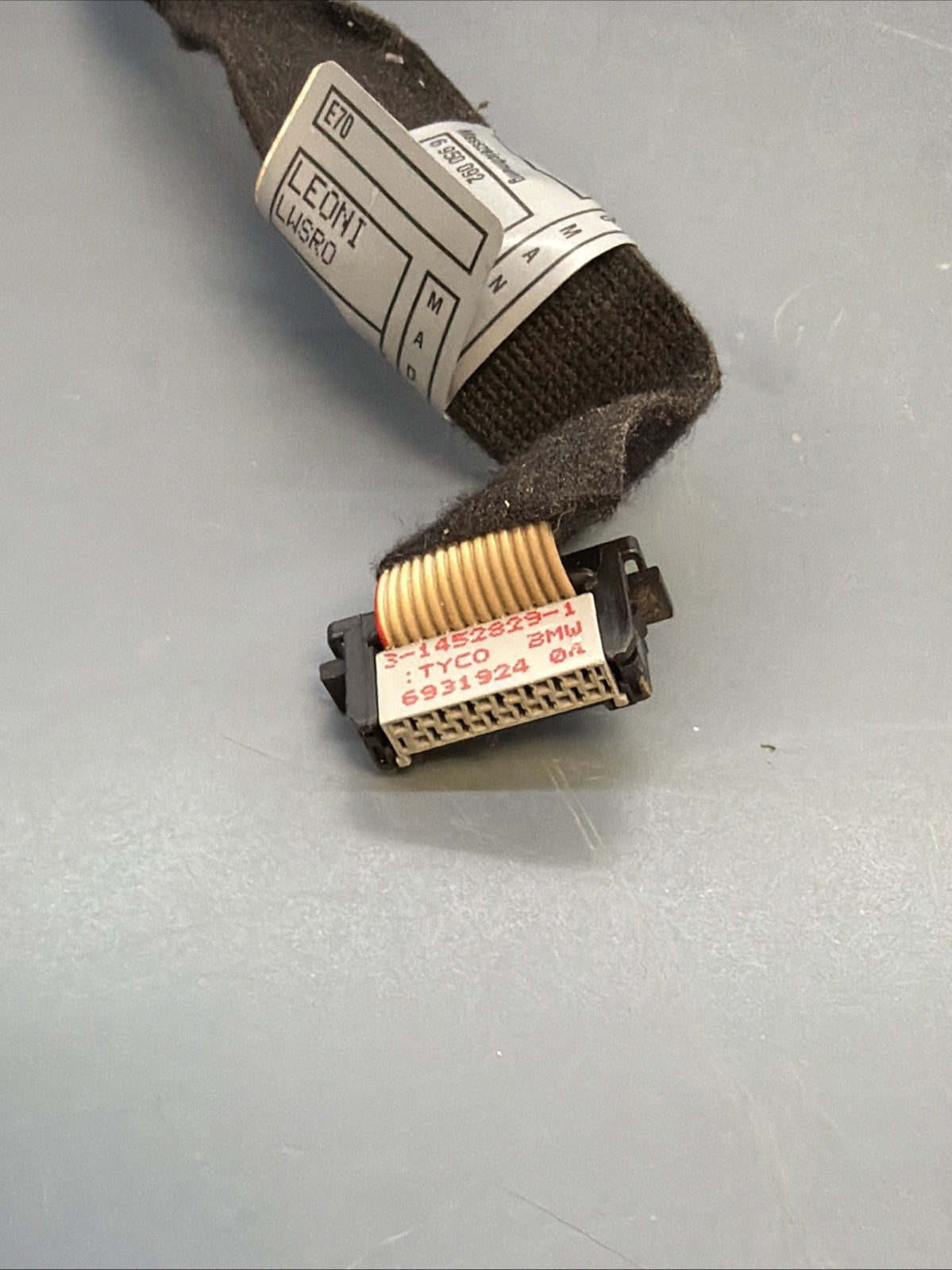 07-13 BMW E70 X5 X6 CAS Module Flat Cable Wiring Connector Unit 6950093 OEM