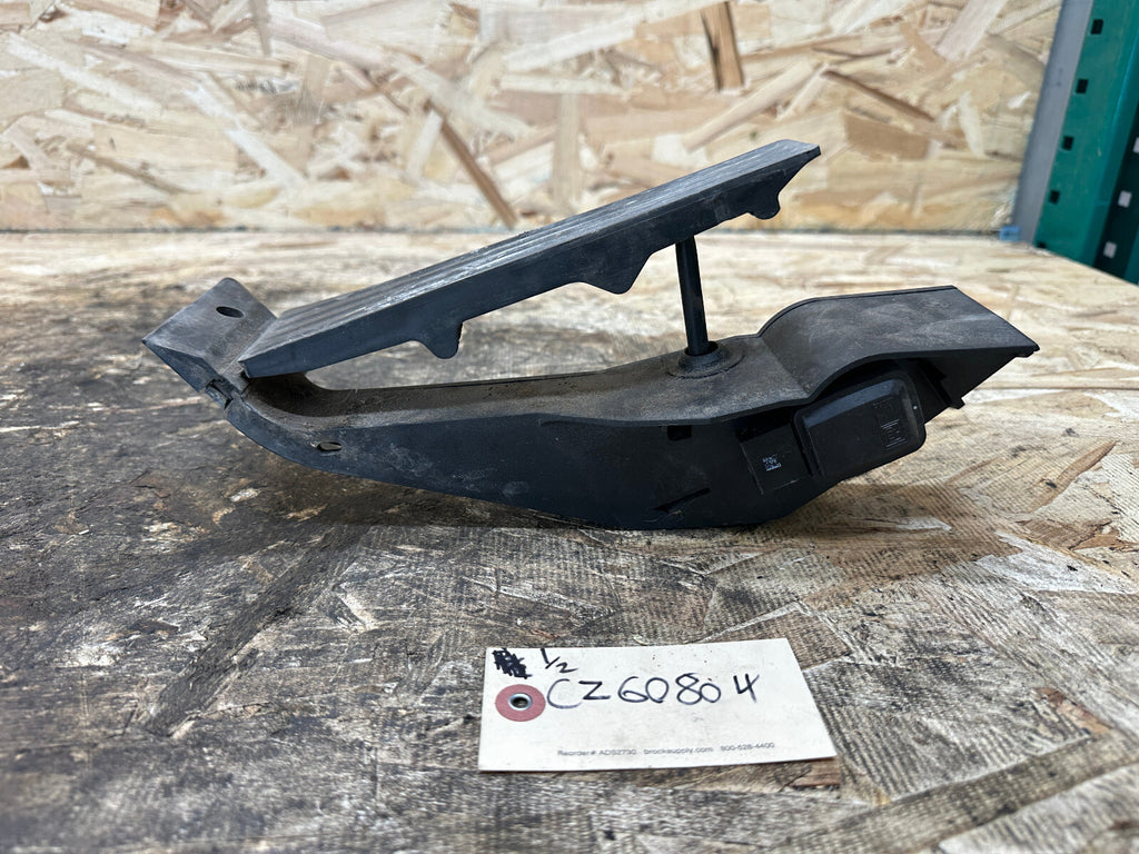 BMW E60 E90 E92 E83 3 5 SERIES X3 THROTTLE ACCLERATOR GAS PEDAL OEM 6772645