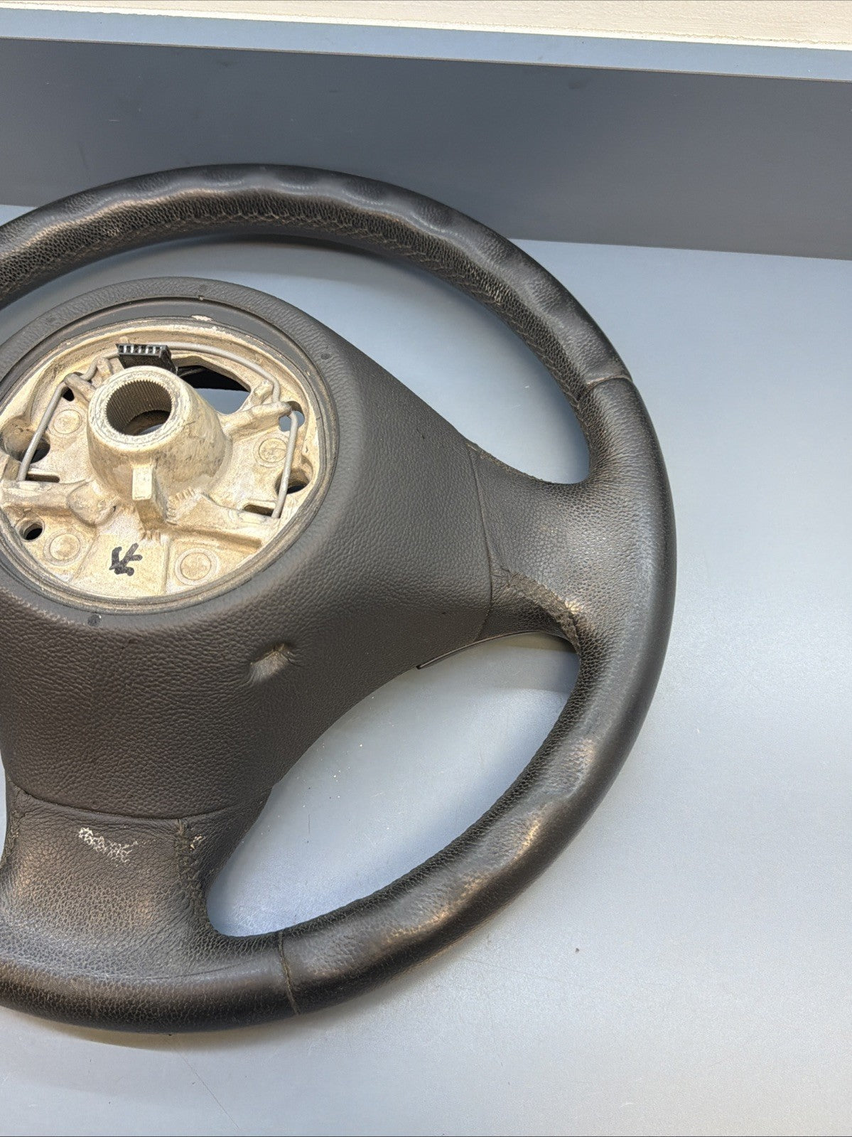 BMW E90 E91 E92 E93 2006-2012 325i 328i 330i 335i non-sport steering wheel OEM