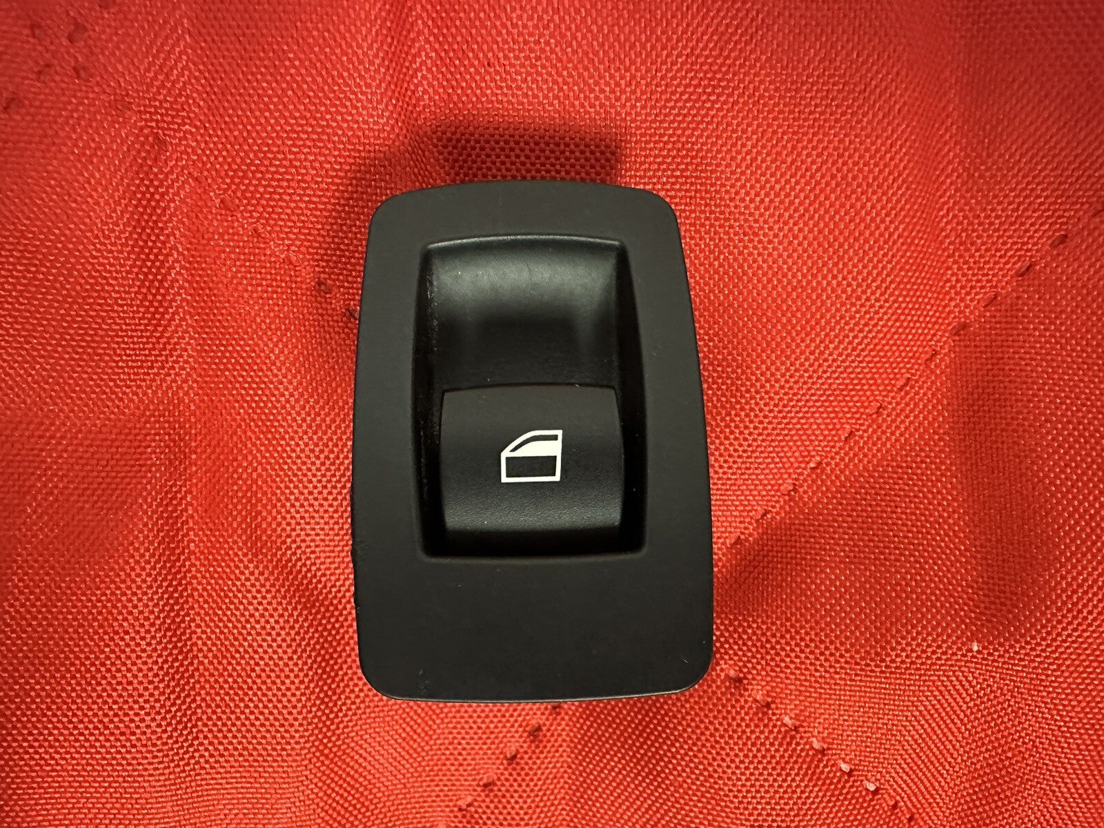 BMW E90 E92 WINDOWN LIFTER CONTROL SWITCH BLACK OEM 6945874