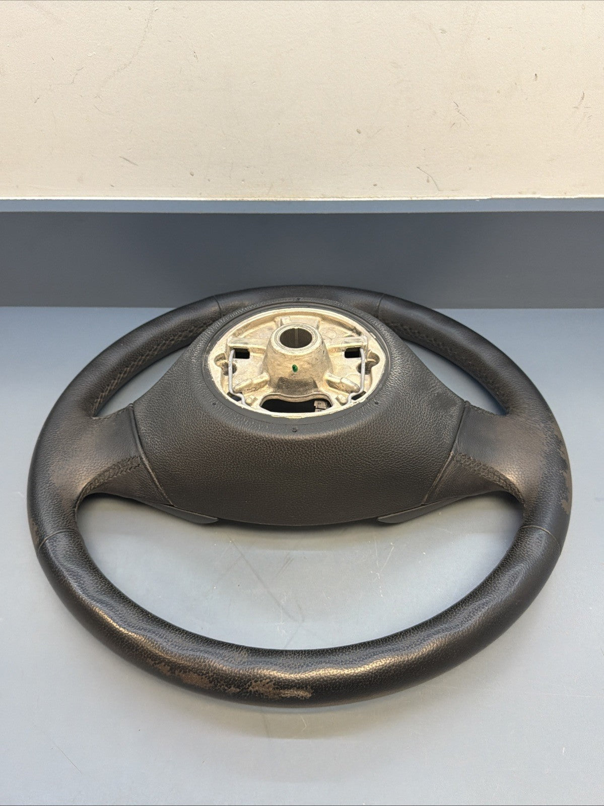 06-12 OEM BMW E90 E91 BASE Leather Steering Wheel Heated Multifunction 6795569