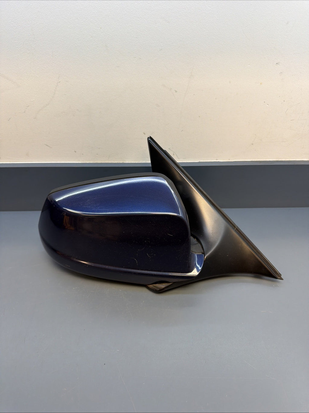 2011-2013 BMW 5 Series F10 Front Right Passenger Door Mirror OEM 7216364 DK BLUE