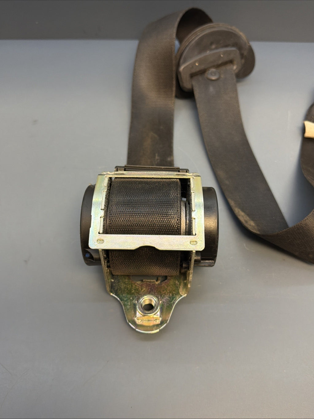 08-10 BMW E63 M6 650I FRONT LEFT DRIVER SIDE SEAT BELT BLACK 602321000