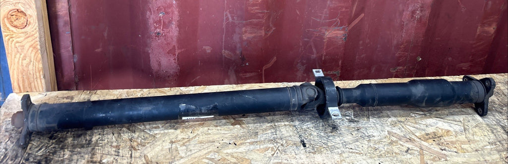 OEM Rear Drive Shaft Prop Drive Shaft For BMW 3 SERIES E90 2610 7527376 AWD