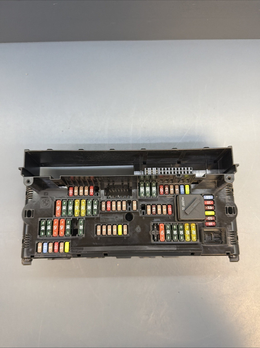 2011 - 2016 BMW M5 550i 535i 528i BCM Body Control Module Fuse Box 9252815 OEM