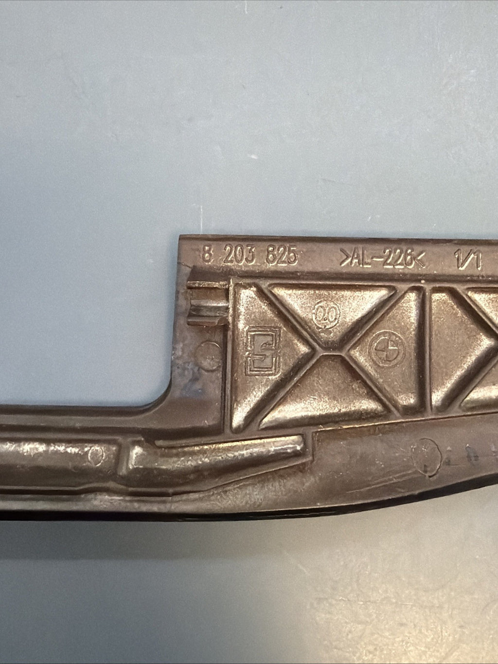 99-06 BMW 320 323 325 328 330 M3 E46 Dashboard Cover Panel Trim Left 8203825 OEM