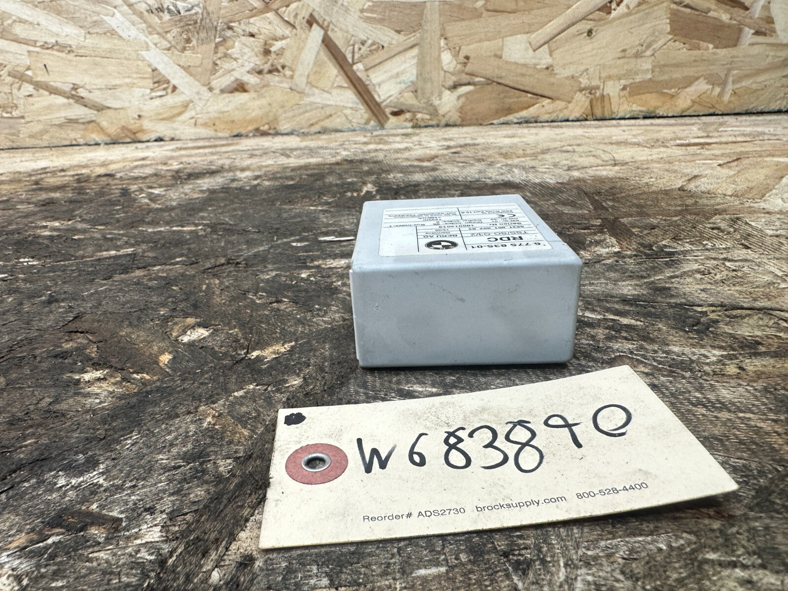 BMW 2003-2010 E83 X3 TIRE PRESSURE MONITOR CONTROL MODULE OEM 6775835