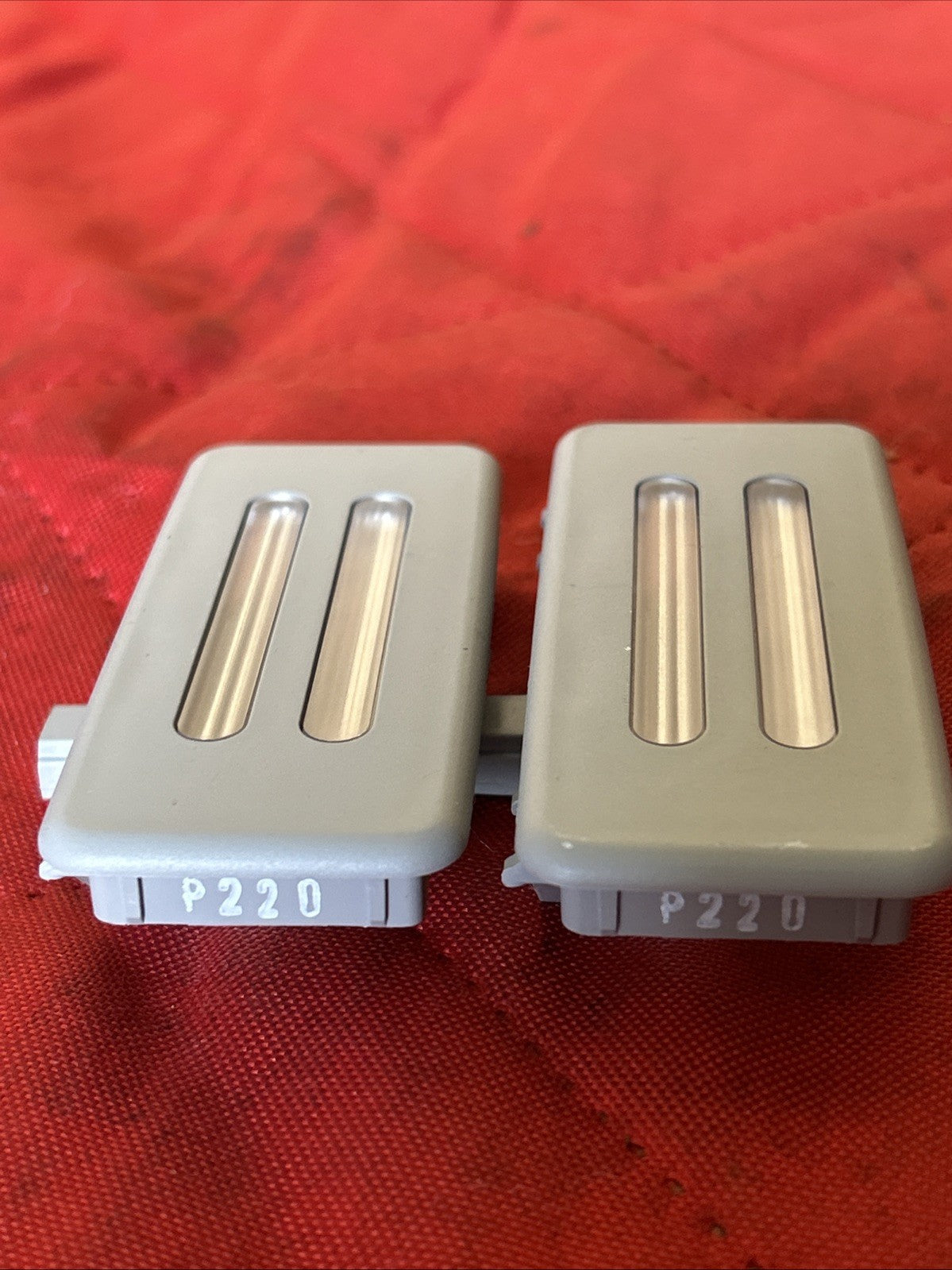 06-11 BMW E60,E61,E90,E91,E92 SUN VISOR INTERIOR LIGHT 6962011 SET OF 2 GREY