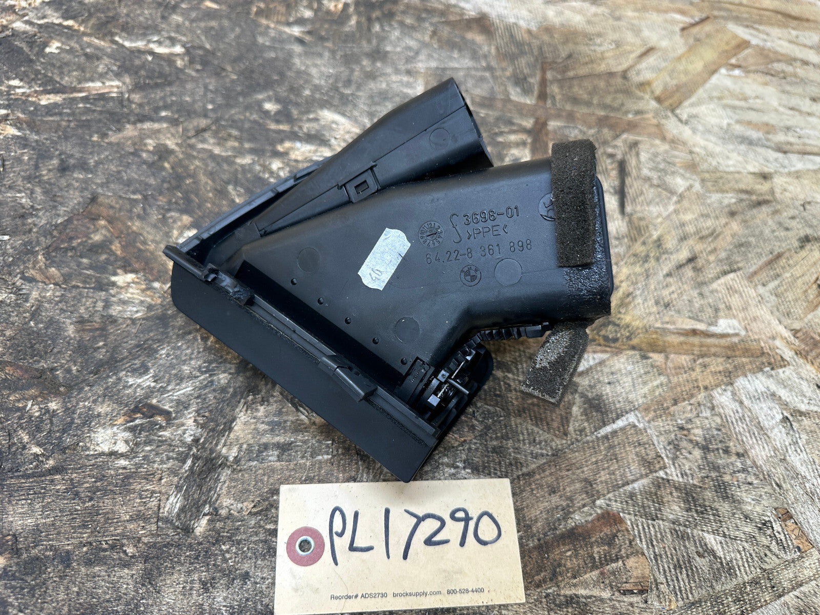 BMW 97-06 E46 3 SERIES BLACK RIGHT PASSENGER SIDE DASH AIR VENT OEM 8361898