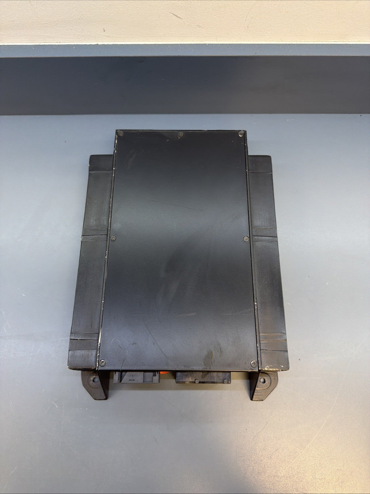 1999-2000 BMW 528i 740i E38 E39 Amp Amplifier 8386281 OEM