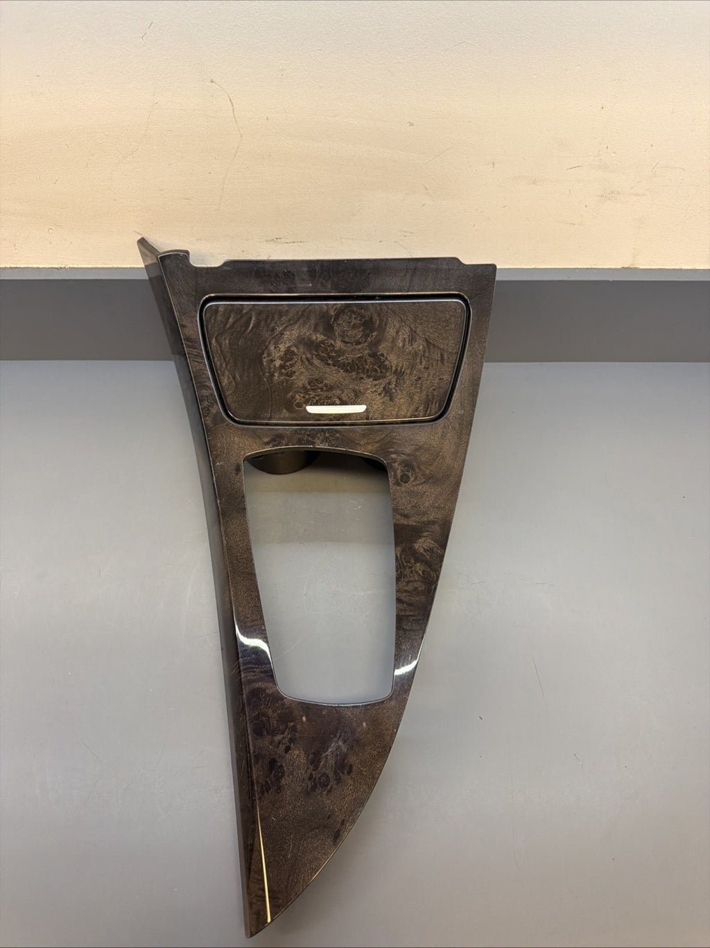 BMW F06 650i 640i Center Console Cup Holder Shifter Bezel Trim Wood 9242733 OEM