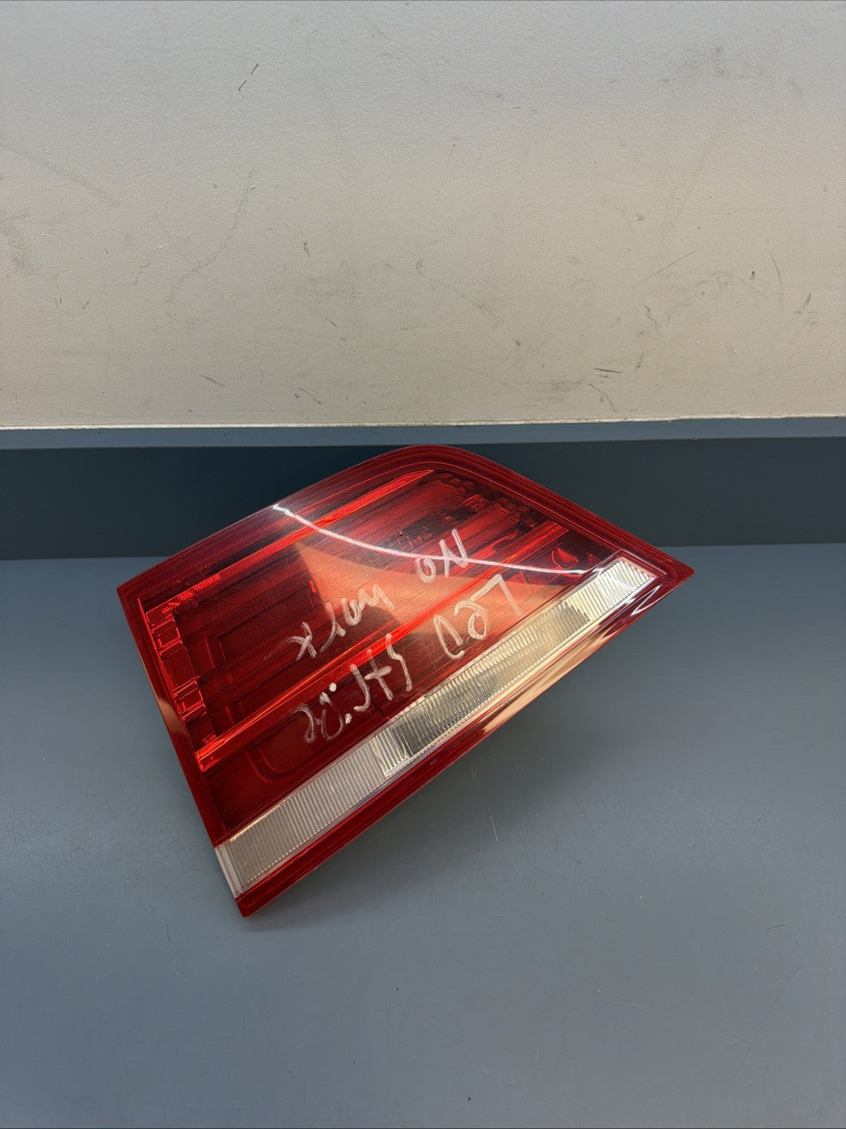 2011-2017 BMW X3 F25 Rear Right Side Inner Tail Light Taillight 7217314 *READ*