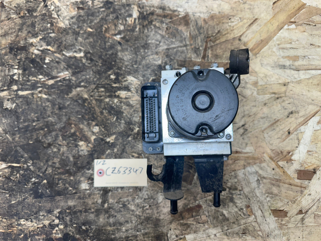 BMW 05-10 E60 E63 5/6 SERIES ABS BRAKE PUMP+CONTROL UNIT 6774679/6783366