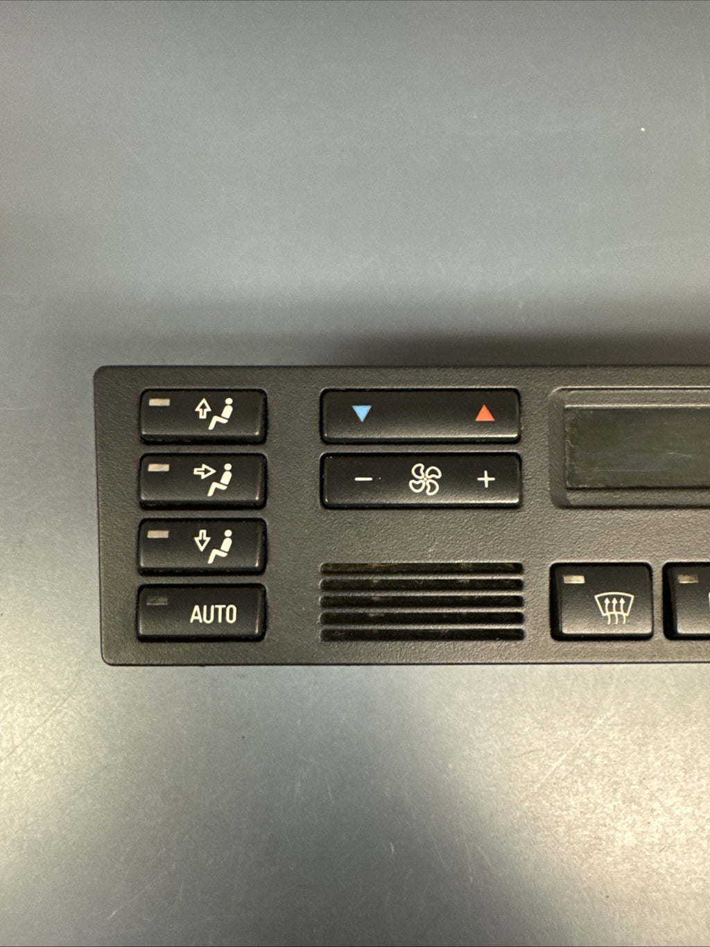 Bmw E38 740I Climate Control Panel Air Conditioning Control Panel 8377541