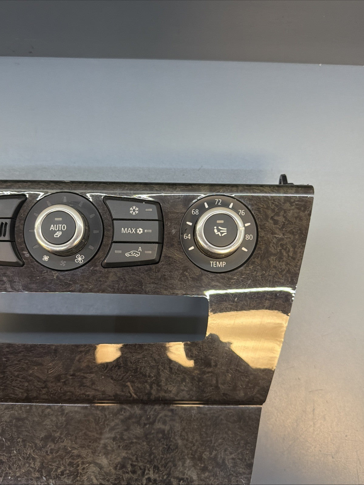 08-10 BMW 650I DASH A/C CLIMATE HEAT CONTROL SWITCH TRIM PANEL 9111053 OEM