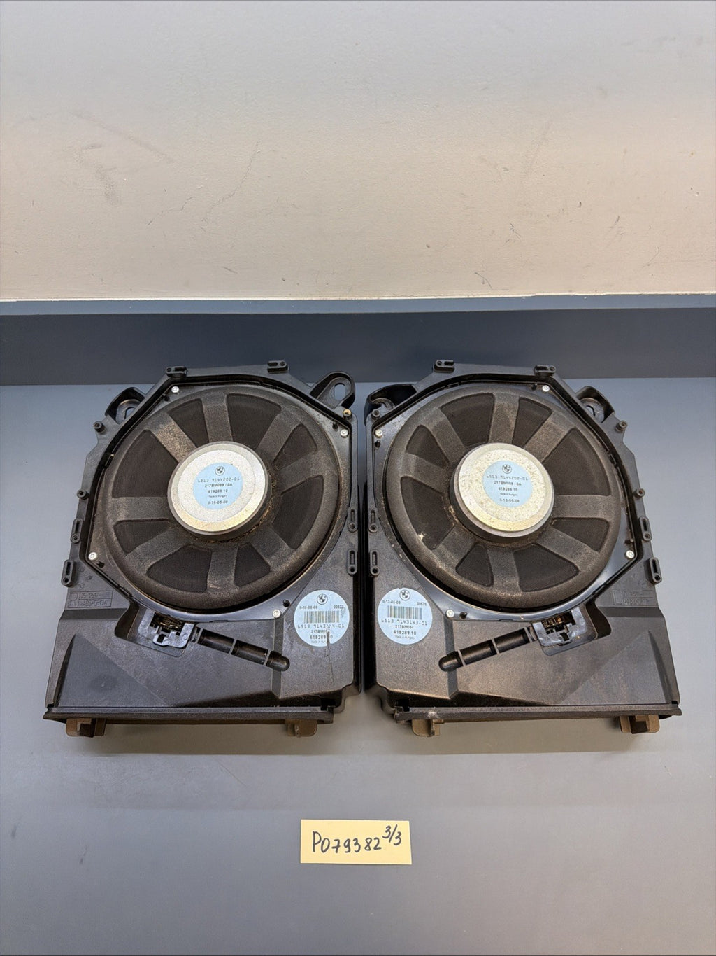 08-13 BMW E92 E90 3 SER FRONT LEFT & RIGHT HI-FI SUBWOOFER SET 9143143 9143144