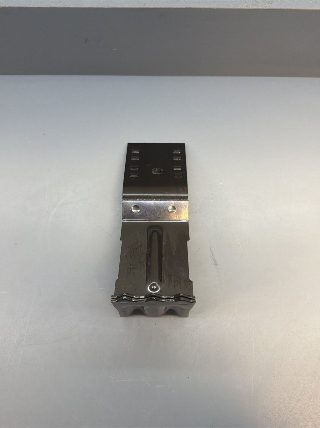 97-06 Bmw E46 3/5/7 Series Z3 Aluminum Wheel Chock Wedge Stopper Holder Oem