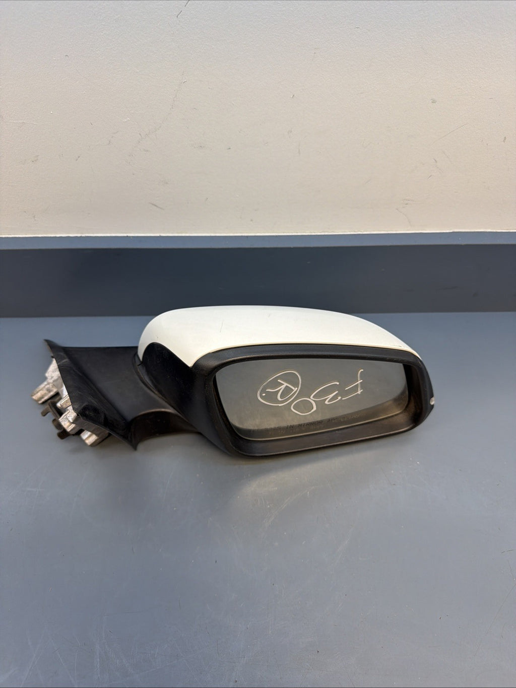 BMW F30 12-18  Front Right Passenger Side Door Mirror 021185 OEM
