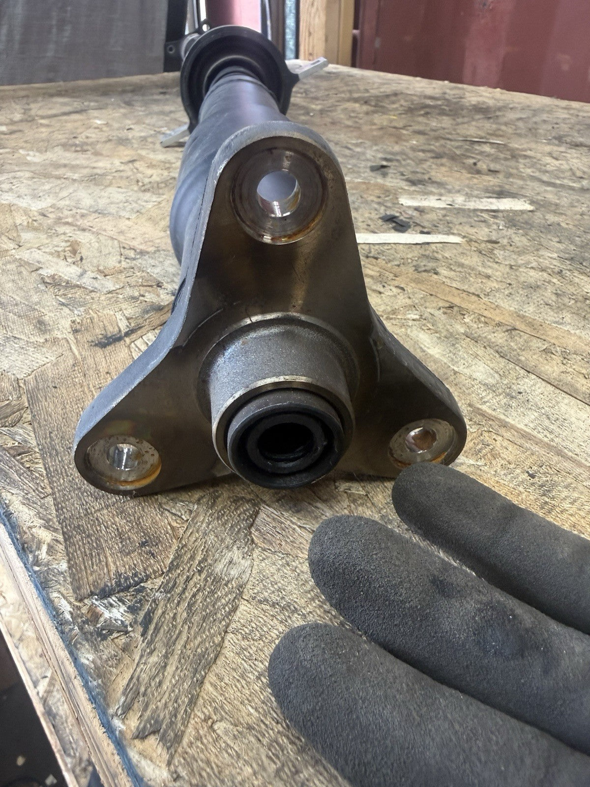 OEM BMW DRIVESHAFT FITS 07-11 328 BMW E90 3 SERIES 7573482 