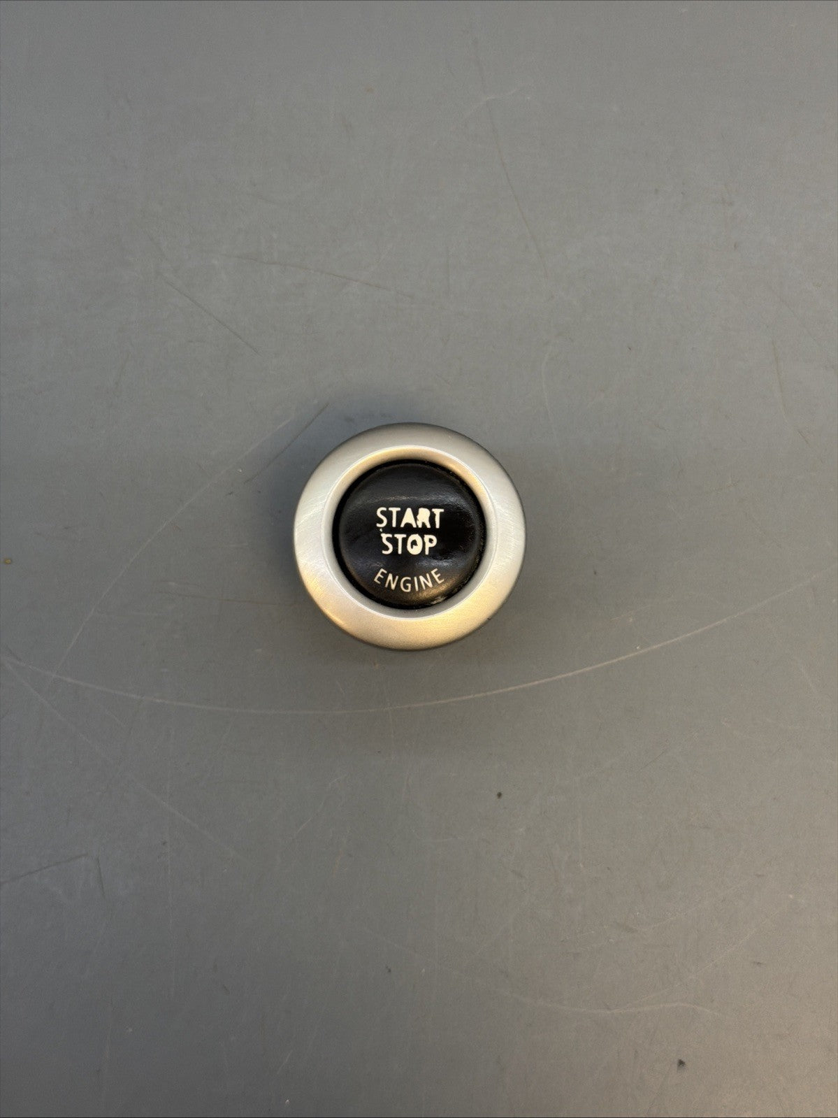 12-15 OEM E84 BMW X1 ENGINE IGNITION START STOP SWITCH BUTTON 6949913