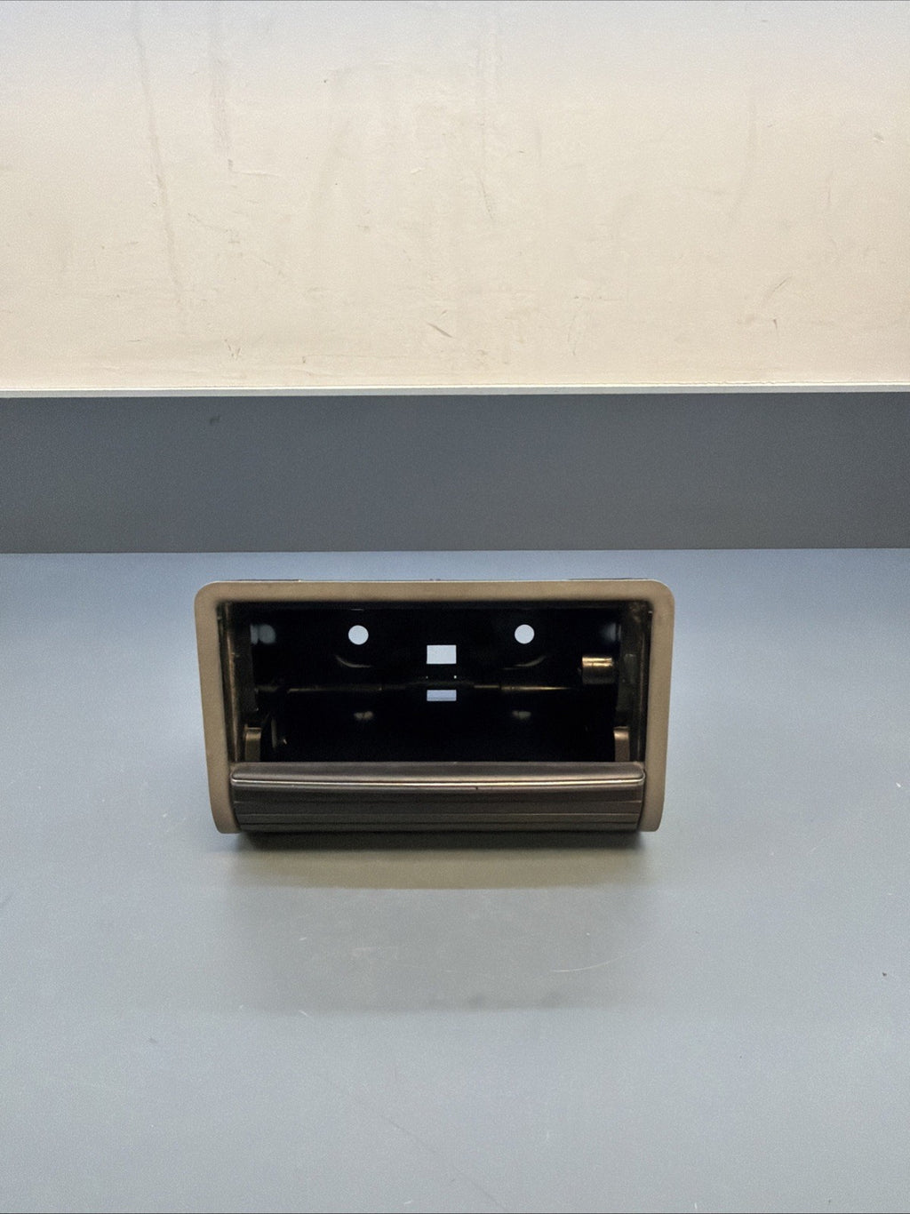 98-06 BMW E46 330 325 323 M3 Rear Center Console Ashtray Storage Gray 8225988