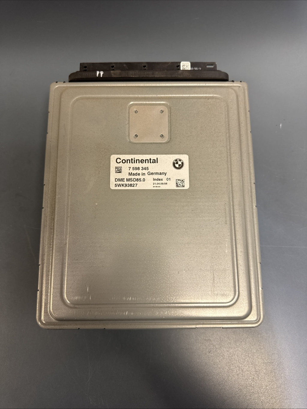 2009-2014 BMW F10 F01 F12 550 650 750 ENGINE DME ECU CONTROL MODULE 7598345 OEM
