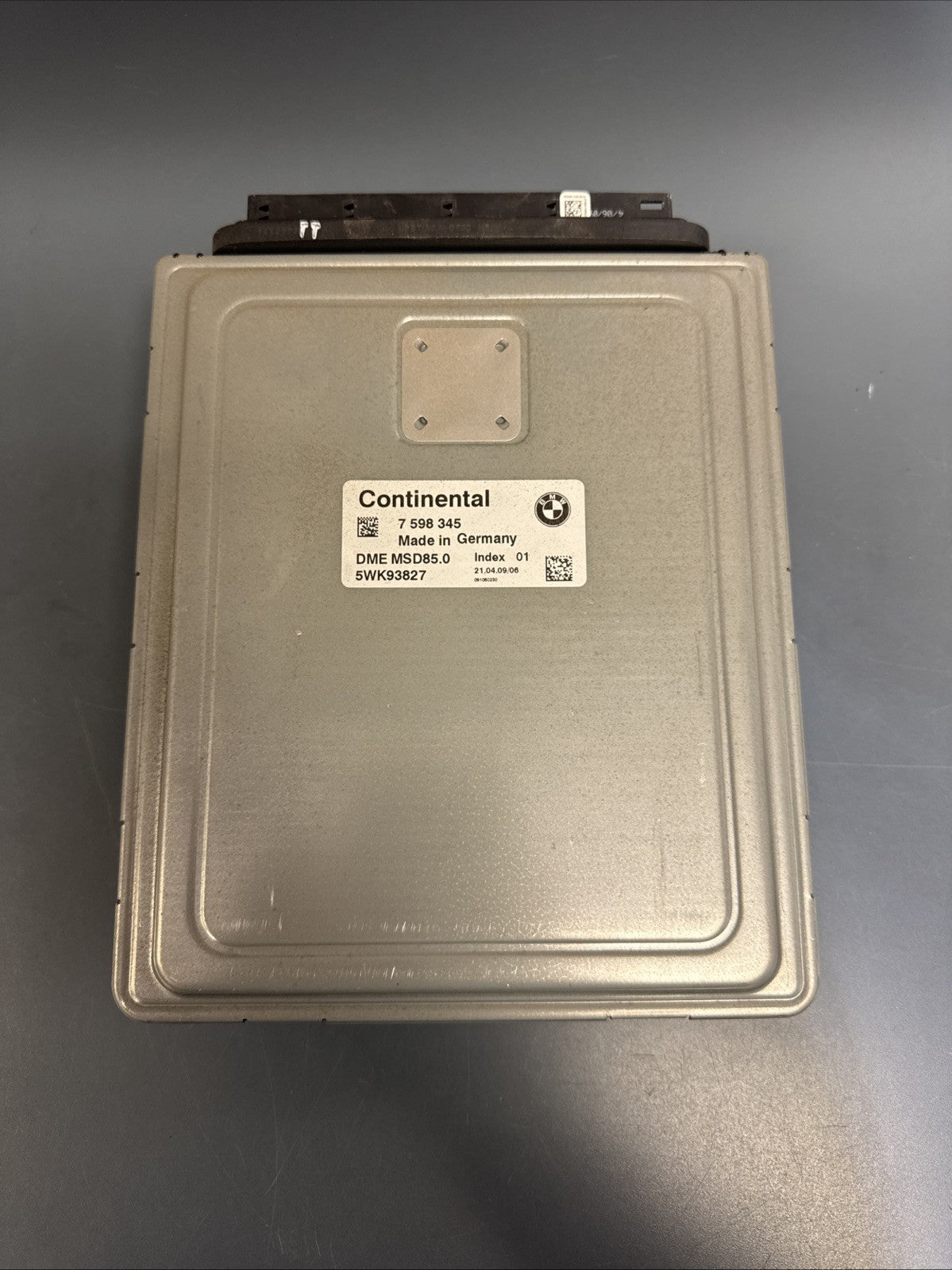 2009-2014 BMW F10 F01 F12 550 650 750 ENGINE DME ECU CONTROL MODULE 7598345 OEM