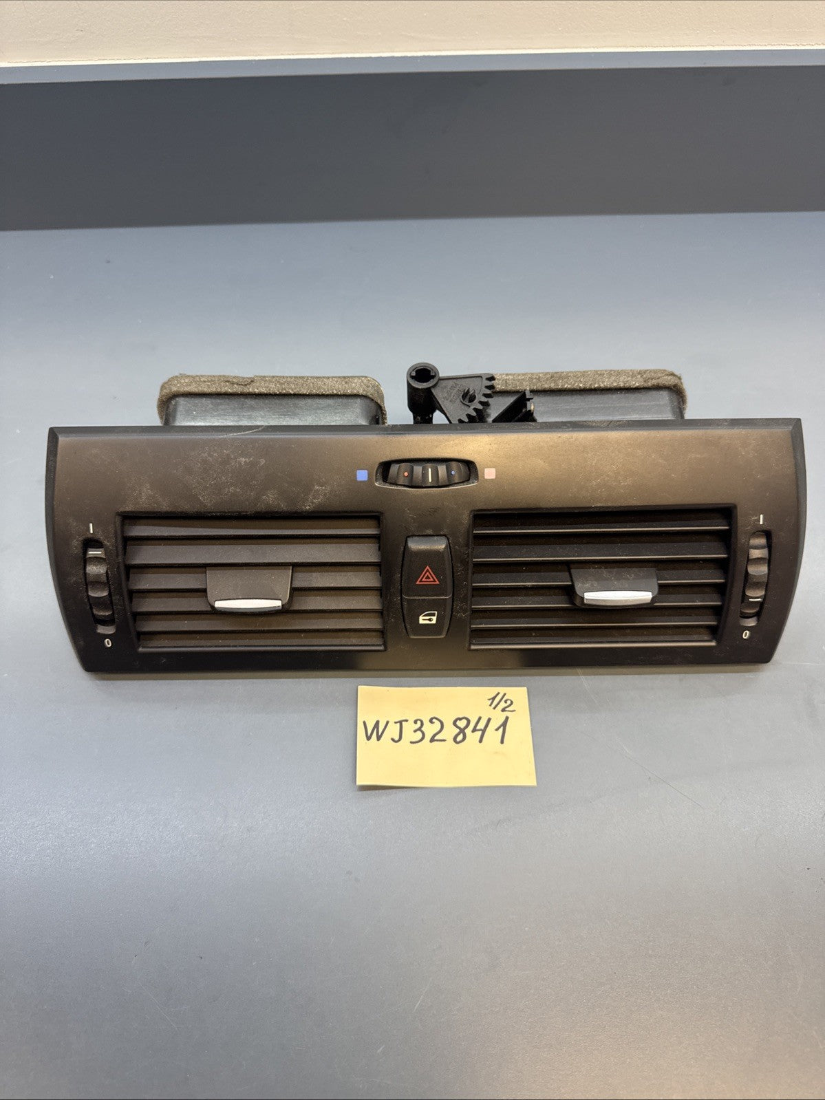 2004 - 2010 BMX X3 - E83 - Center Dashboard Air Vents - Black - 3415965