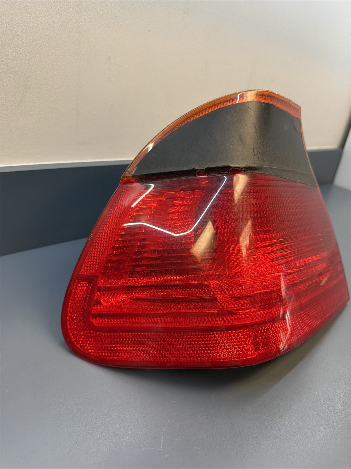 99-01 BMW 325I E46 TAIL LIGHT TAILLIGHT LEFT DRIVER SIDE 8364921