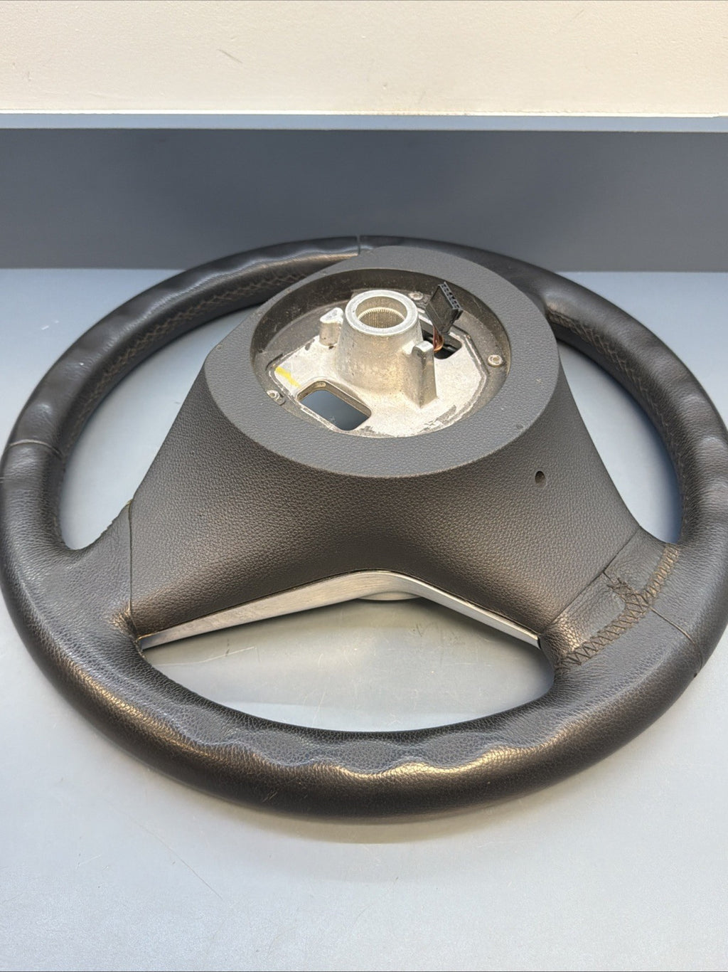 BMW 03-10 E60 5 SERIES BLACK LEATHER STEERING WHEEL W/BUTTONS OEM 11008818