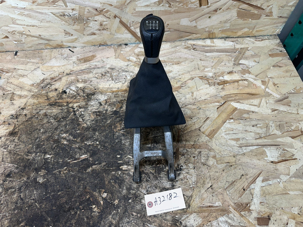 BMW 03-10 E83 X3 MANUAL TRANS GEAR SHIFT LEVER+BOOT+KNOB OEM 3412434/3403580