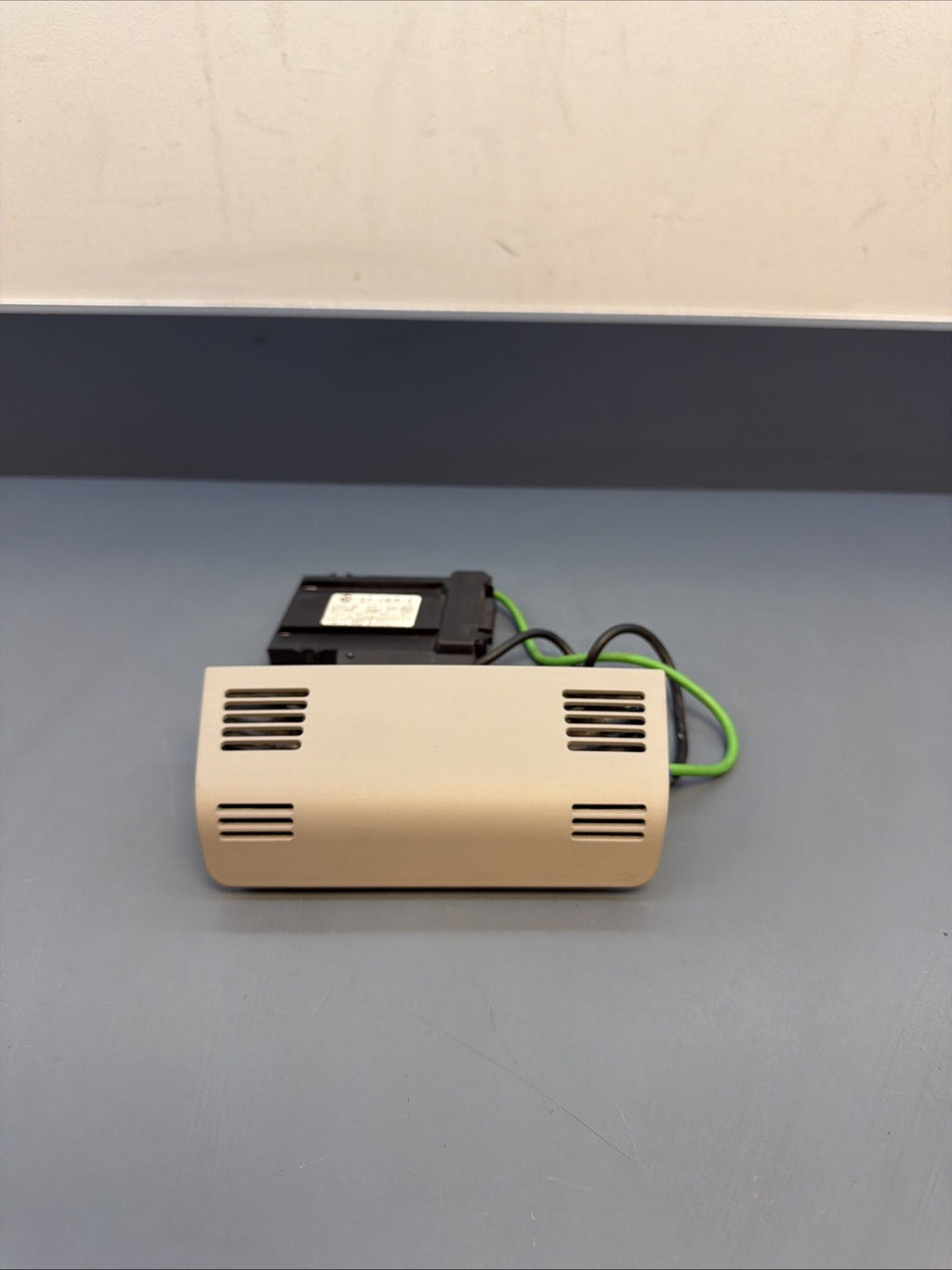BMW X1 (E84) ANTI-THEFT ULTRASONIC ALARM SENSOR MODULE 9260874
