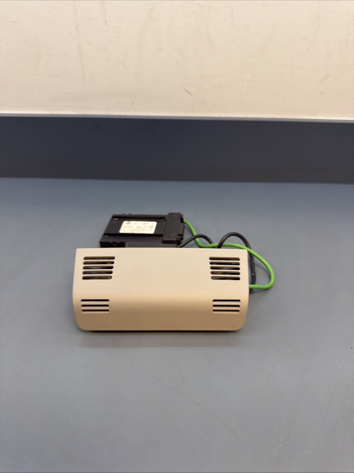BMW X1 (E84) ANTI-THEFT ULTRASONIC ALARM SENSOR MODULE 9260874