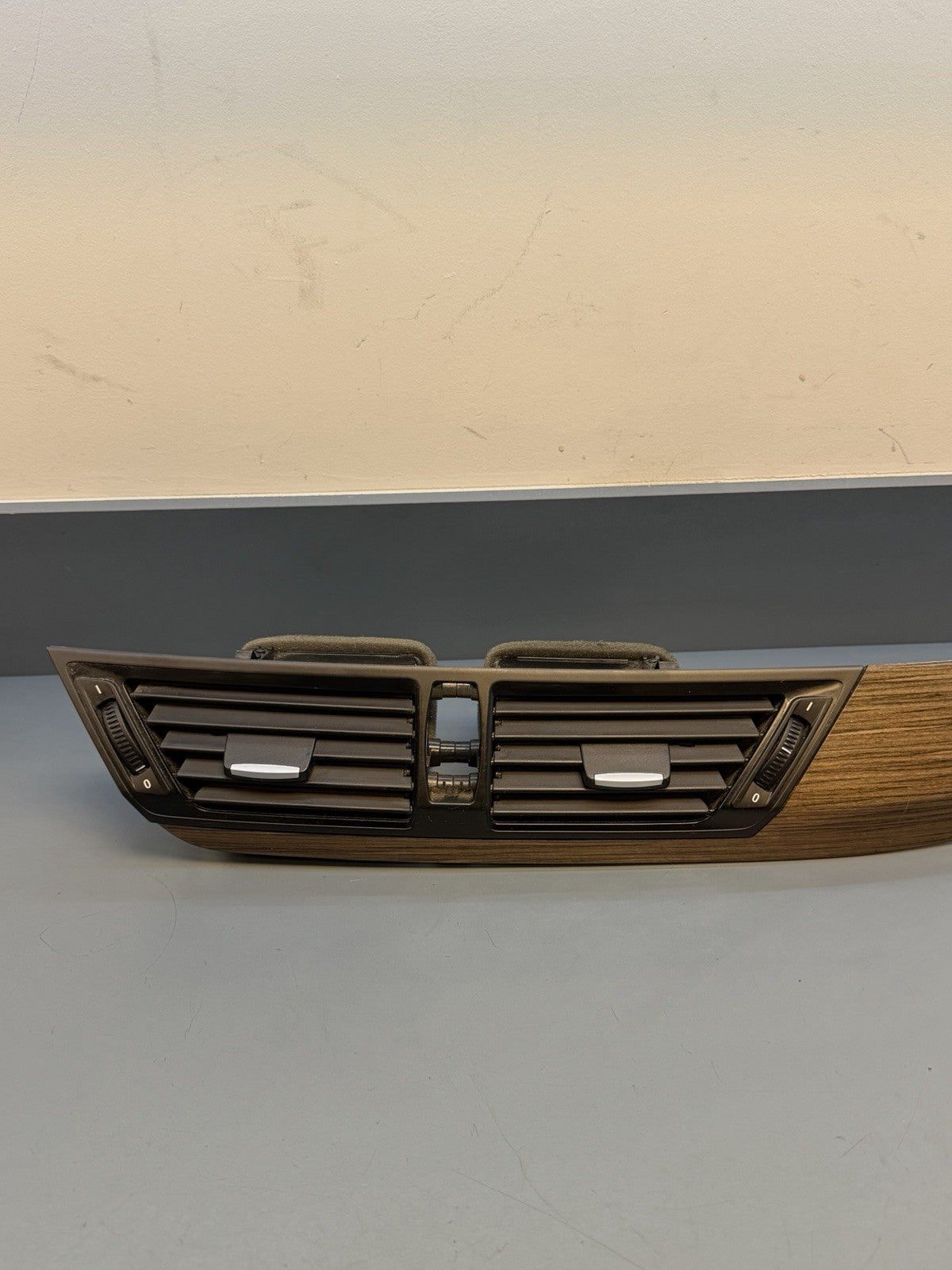 2012-2015 BMW X1 E84 Right Dash Panel Trim Bezel With Air Vents 2991701 OEM