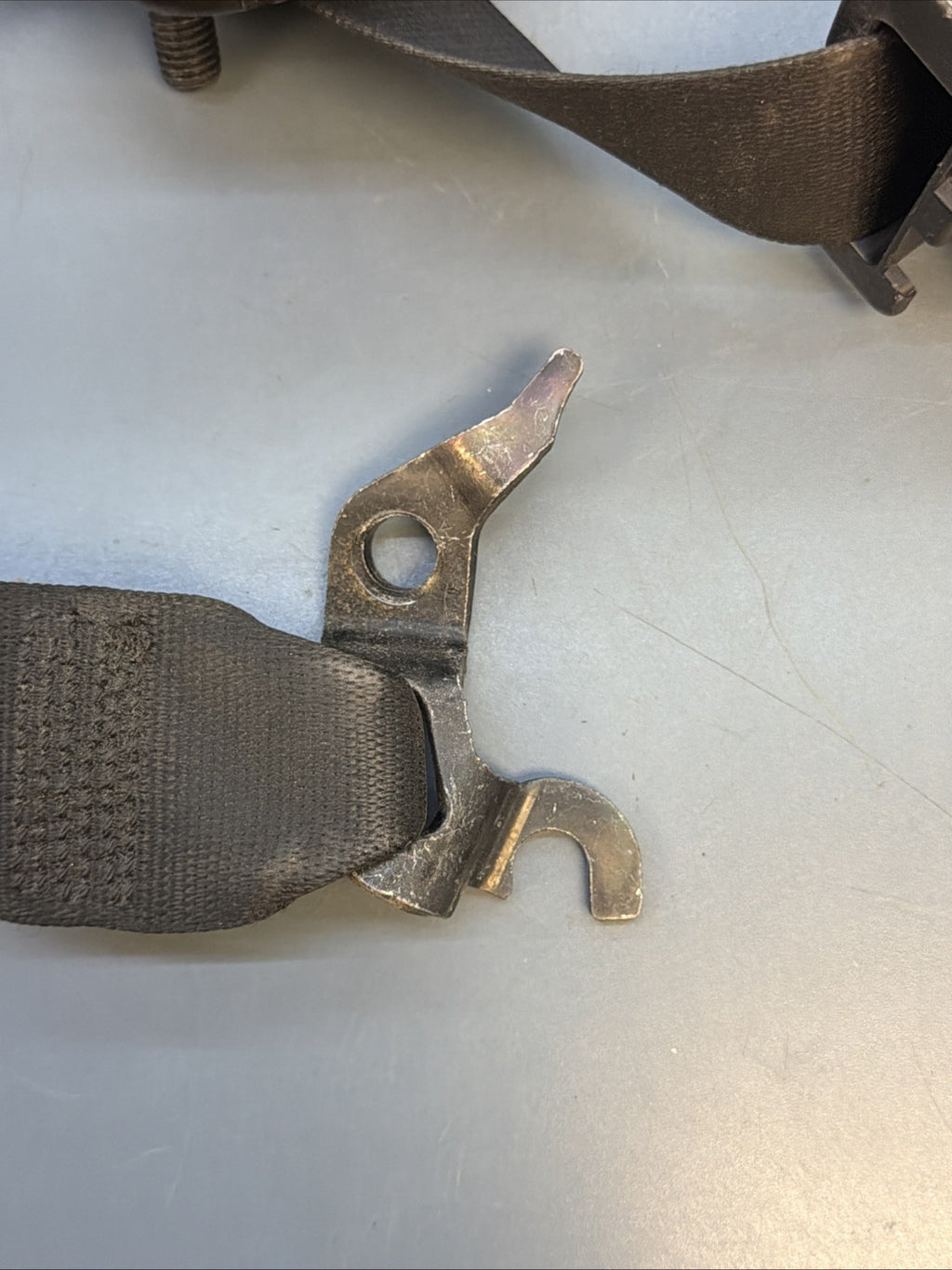 07 08 09 10 11 OEM BMW 335i LEFT Lh Driver Front Seatbelt Sear Belt 33059848