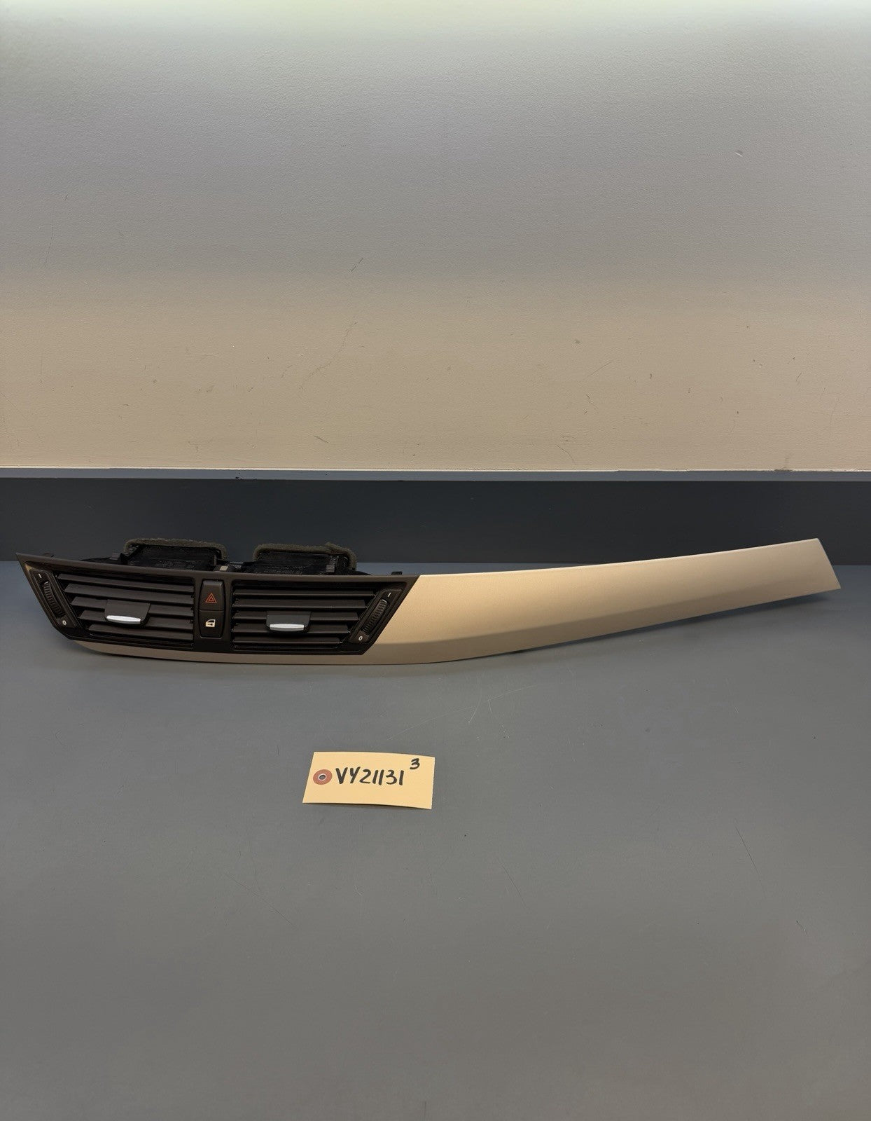 2012-2015 BMW X1 E84 Right Dash Panel Trim Bezel With Air Vents 2991701 OEM