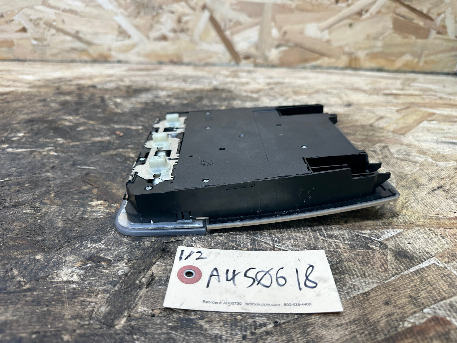 BMW 04-12 BROKEN E90 BEIGE OVERHEAD FRONT READING LIGHT+SUNROOF SWITCH 9197770