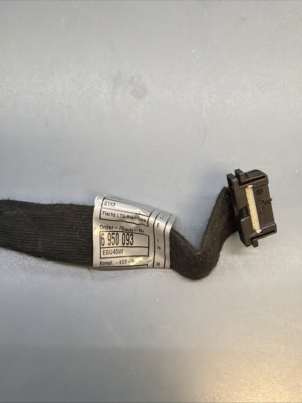 07-13 BMW E70 X5 X6 CAS Module Flat Cable Wiring Connector Unit 6950093 OEM