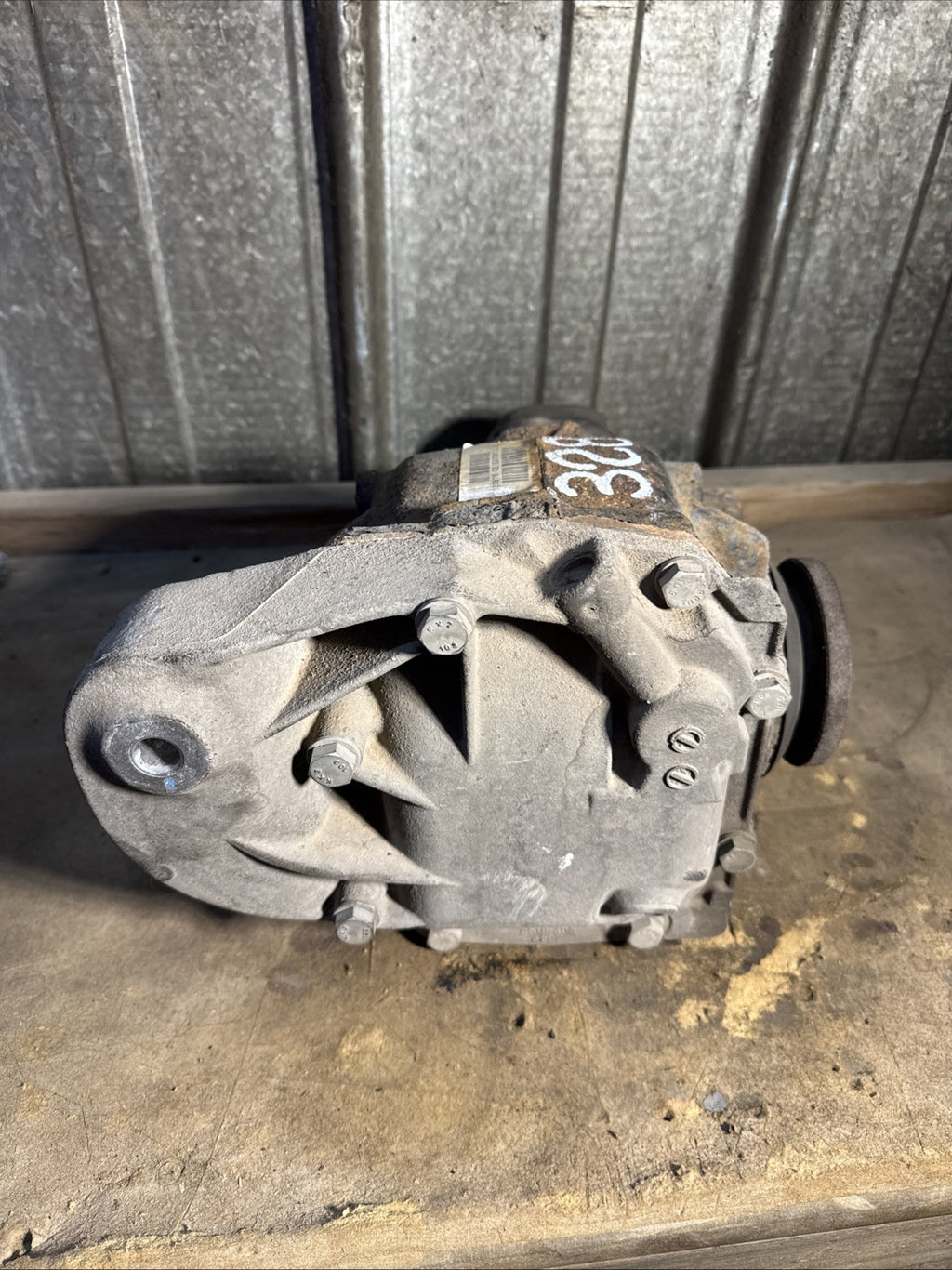 2009-2011 BMW 328I XDRIVE REAR AXLE DIFFERENTIAL FINAL DRIVE 3.91 AWD OEM