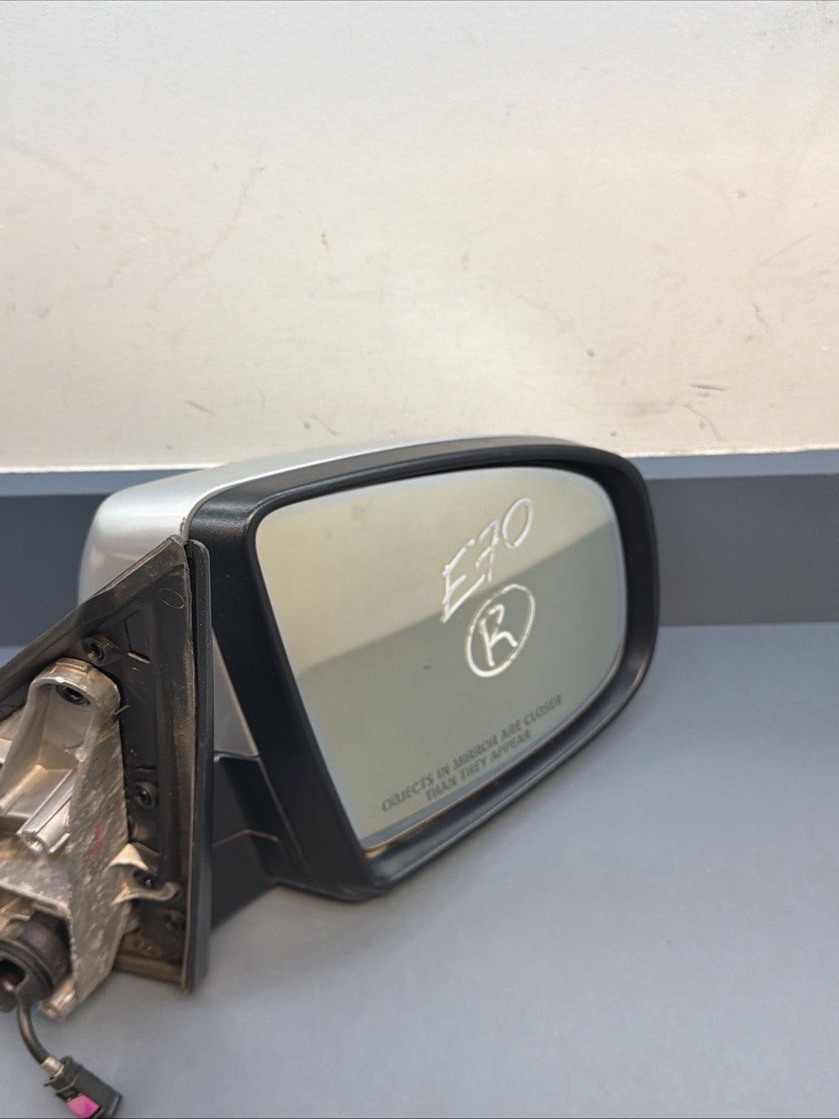 2007-2013 BMW X5 E70 FRONT RIGHT REAR VIEW DOOR MIRROR 7136887 / 7181176 OEM