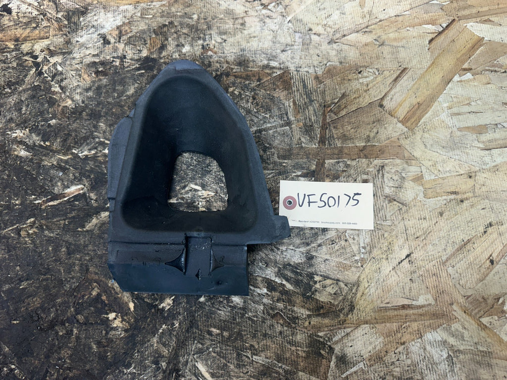 BMW 2006-2012 E90 E9X FOAM INSERT FOR SHIFTER COVERING OEM 7567319