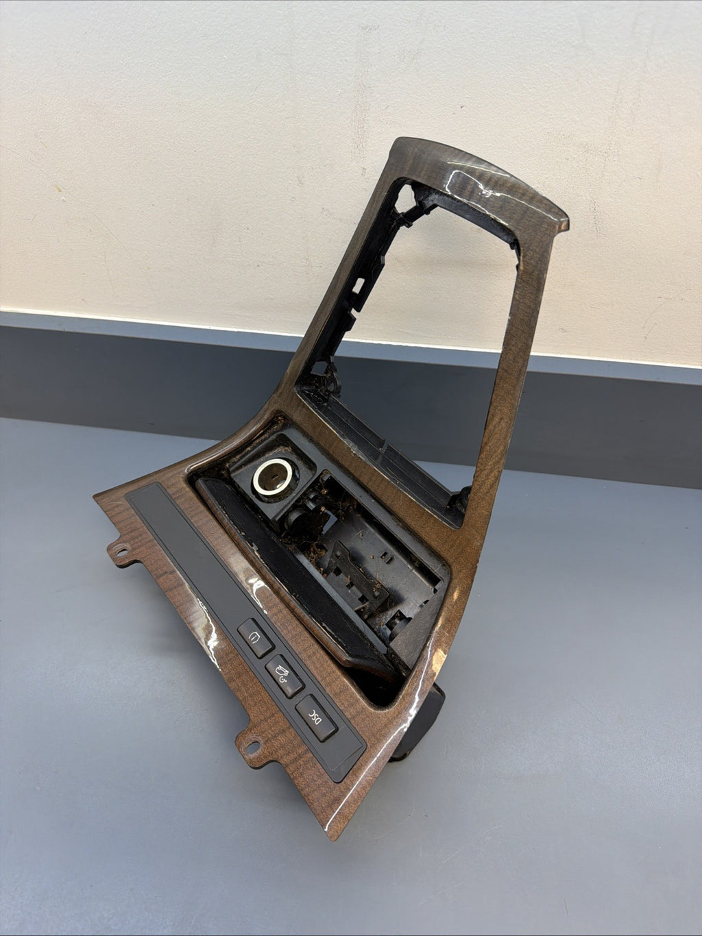 2004-2010 BMW X3 Center Console Shift Bezel Ash Tray OEM Used 3402732