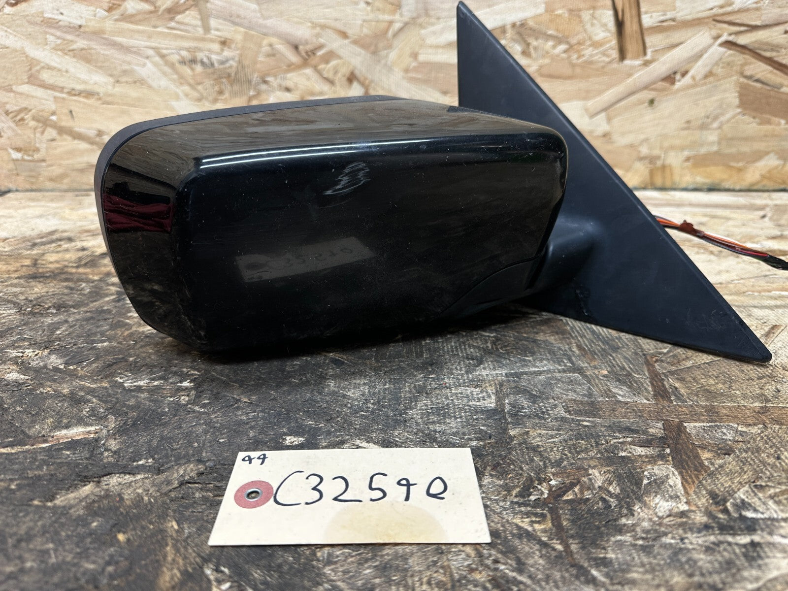 BMW 1997-2002 E46 PRE LCI RIGHT/PASSENGER SIDE VIEW MIRROR BLACK OEM 0117351