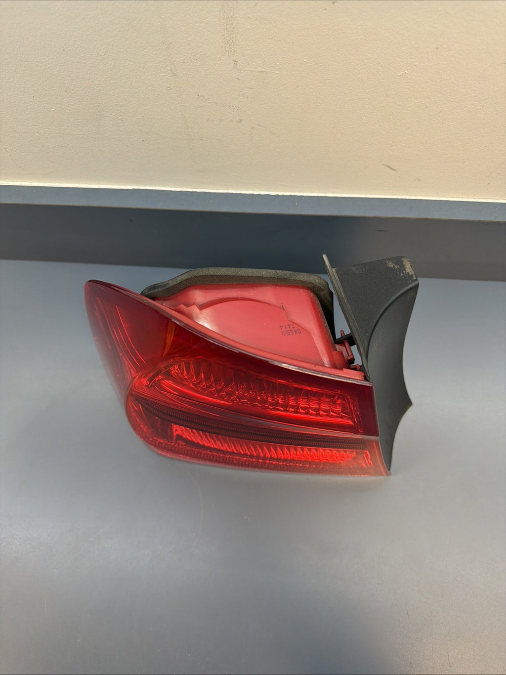 06-08 BMW E90 325i 330i 328i 335i Sedan Left Rear Tail Light Lamp 7161955 PRELCI