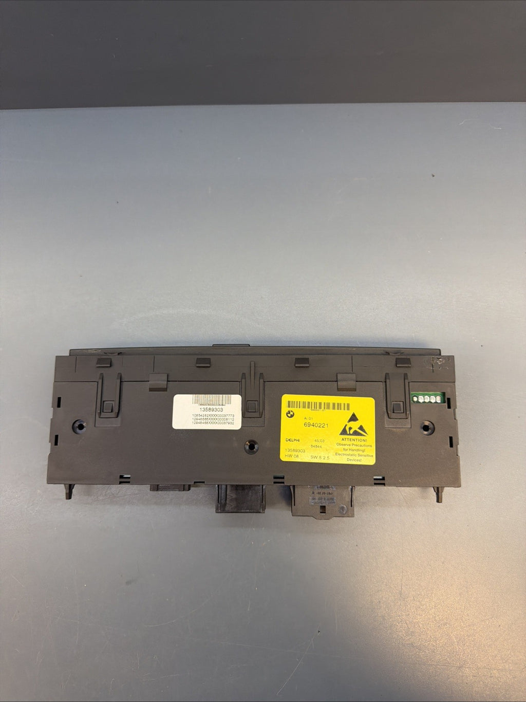 BMW E60 E61 5 SERIES CENTER CONSOLE DSC SWITCH CONTROL BUTTON OEM 6940221
